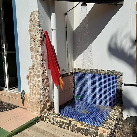Charmantes In Mit Grossem Balkon Und Meerblick Tatil Evi